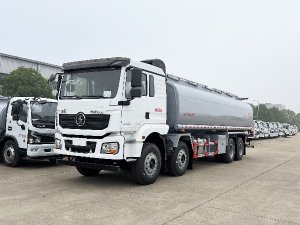 8x4陜汽德龍M3000系列28-29立方油田專用供液車/30-32立方油田洗井液罐車/水罐車/供水車