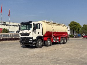 8x4重汽豪沃SGZ5312GFLZZ6T5型粉罐車/油田專用下灰罐車/固井水泥罐車